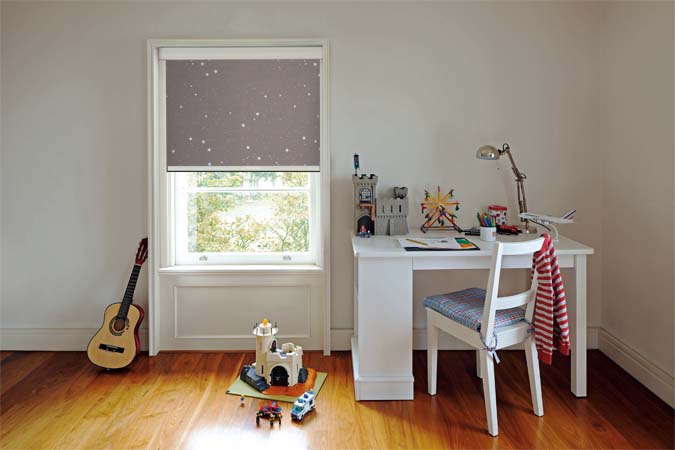 BlocOut - Blackout Sleep Shade in Apollo